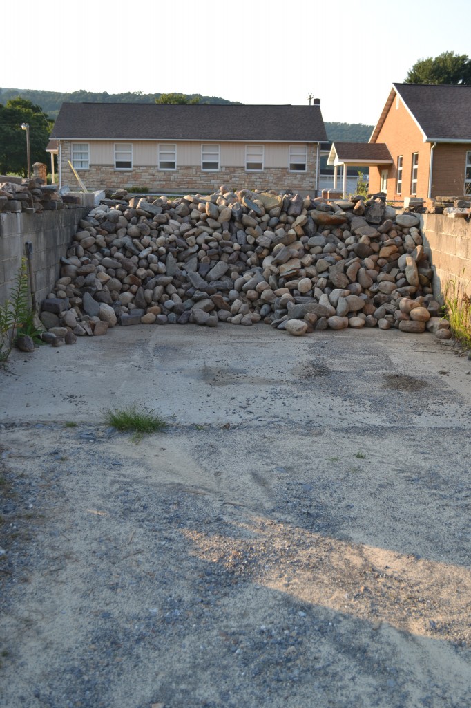 Riverstone Bin Pyle Bros Building Stone Contrators Central